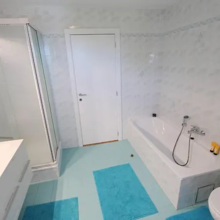 Maison 4 Facades Avec Jardin, Veranda Et Garage Cerexhe-Heuseux